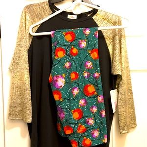 Lularoe Holiday Outfit.Medium Randy and OS Christmas leggings.